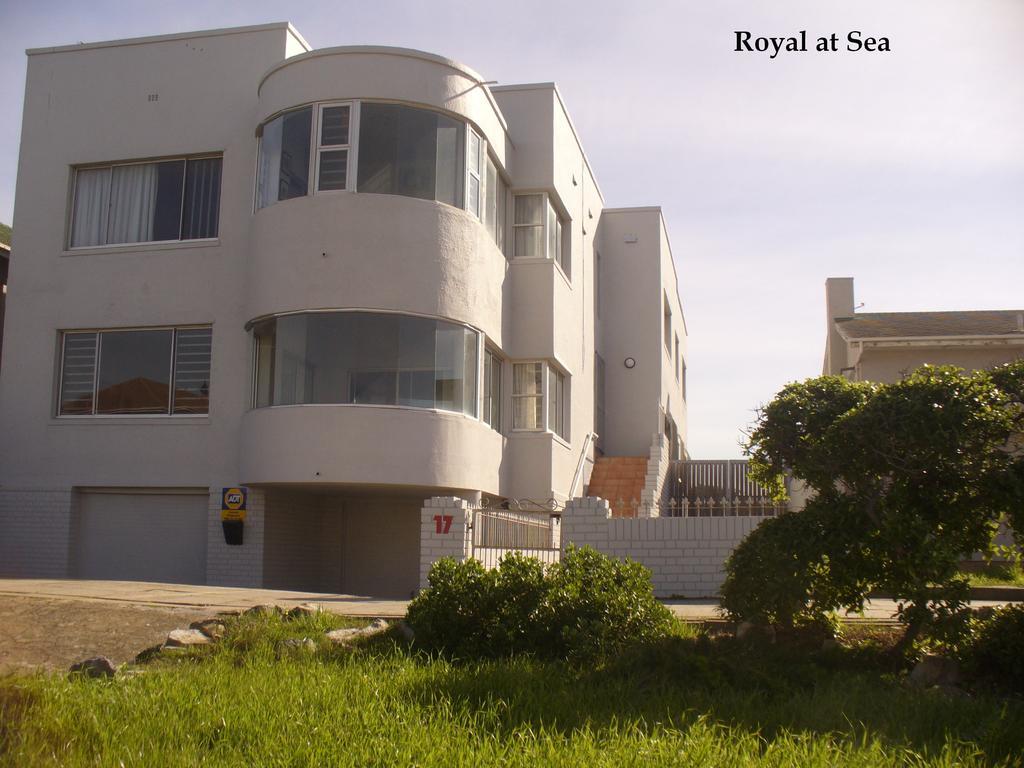 Royal At Sea Lägenhet Muizenberg Exteriör bild